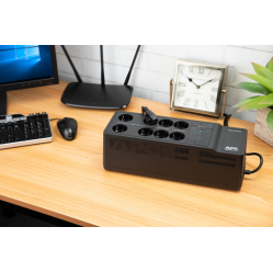 UPS APC Back-UPS 850VA 230V USB Type-C and A charging ports