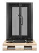 Szafa serwerowa APC NetShelter SX 18U Server Rack Enclosure 600mm x 900mm w  Sides czarna Shock Packaging