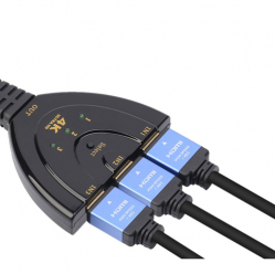 TECHLY 3-Portowy Przelacznik HDMI 3x1 4K 30Hz Pigtail