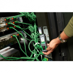 APC NetShelter Rack PDU Advanced Switched Metered Outlet 7.4kW 1PH 230V 32A 332P6 40 Outlet