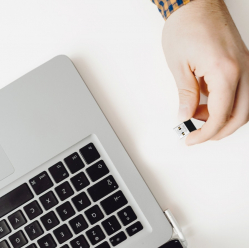 Karta sieciowa TP-LINK Mercusys AC650 Nano Wi-Fi USB Adapter MA20N SPEED: 200 Mbps at 2.4 GHz + 433 Mbps at 5 GHz