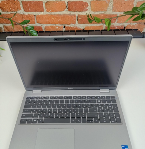 Dell Latitude 5520 i5-1135G7 32GB 512GB SSD 15.6" FHD WIN 11 PRO Klasa A