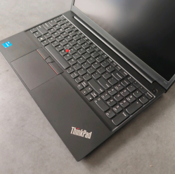 Laptop Lenovo ThinkPad E15 Gen 2 i5 2.4 1135G7 8GB 256GB SSD 15" FHD Windows 11 Pro Refurbished Klasa A 
