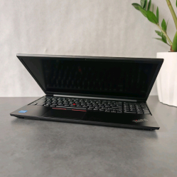 Laptop Lenovo ThinkPad E15 Gen 2 i5 2.4 1135G7 8GB 256GB SSD 15" FHD Windows 11 Pro Refurbished Klasa A 