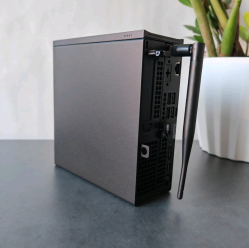 Dell Precicion 3240 i5 3.2 10505 16GB 256GB SSD Windows 11 Pro Refurbished Klasa B