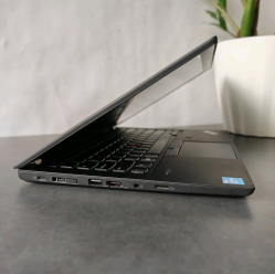 Lenovo ThinkPad T14S Gen 2 i5 2.6 1145G7 16GB 256GB SSD 14" FHD Windows 11 Pro Refurbished Klasa A 