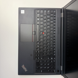 Lenovo ThinkPad P15G1 i7-10750H 32GB 512GB SSD 15.6" FHD Windows 11 Pro Refurbished Klasa B 