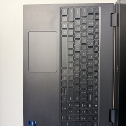 Dell Precision 7670 i7-12850HX 32GB 256GB SSD 16" Nvidia RTX A2000 8GB Windows 11 Pro Refurbished Klasa A