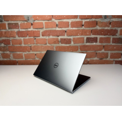 Dell Precision 5550 i7-10850H 16GB 512GB SSD 15.6" FHD+ NVIDIA Quadro T2000 Windows 11 Pro Refurbished Klasa A