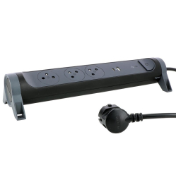 Lestar 3x2PZ + USB A/C 1,5m czarny