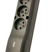 Lestar Listwa zasilająca LZ-530 BW 1,5M IEC