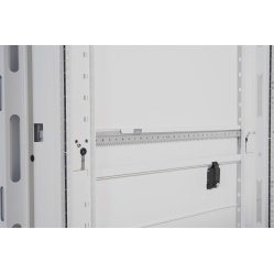 APC NetShelter SX 42U 600mm Wide x 1070mm Deep GRAU RAL7035