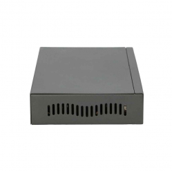Switch niezarządzalny Extralink Krios EX.14305 4 porty 10/100/1000 (PoE+) 2 porty 10/100/1000 (uplink)