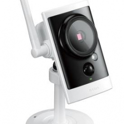 Kamera IP D-Link HD Wireless N Day/Night Outdoor Cloud Camera  with 16GB micro SD card